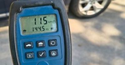 Policjanci z płockiej drogówki zatrzymali prawo jazdy kolejnemu nieodpowiedzialnemu kierowcy
